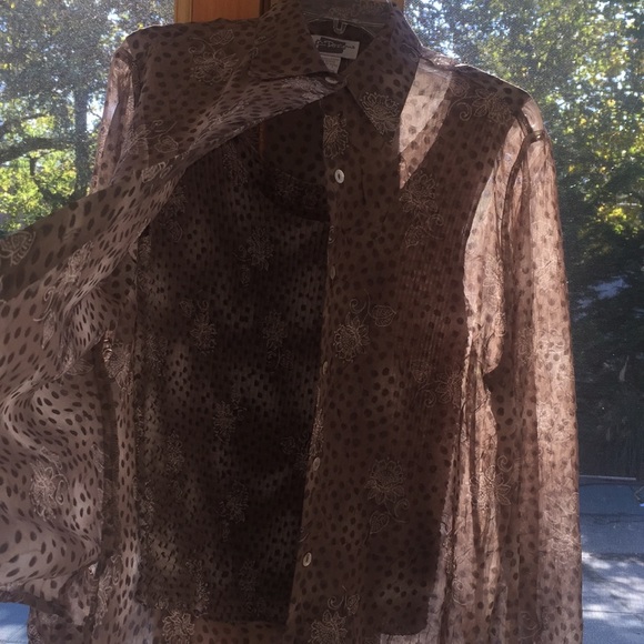 Blouse - Picture 2 of 4